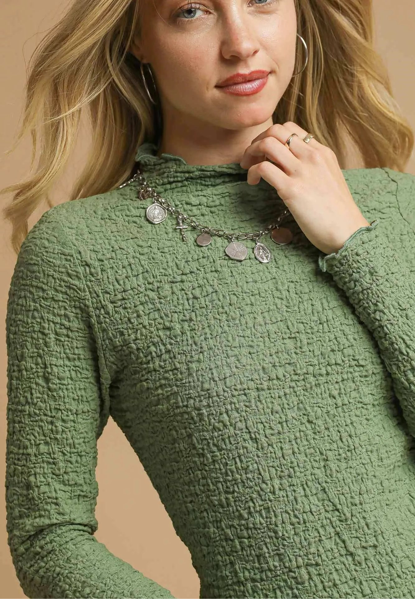 Textured Crinkle Knit Long Sleeve Top
