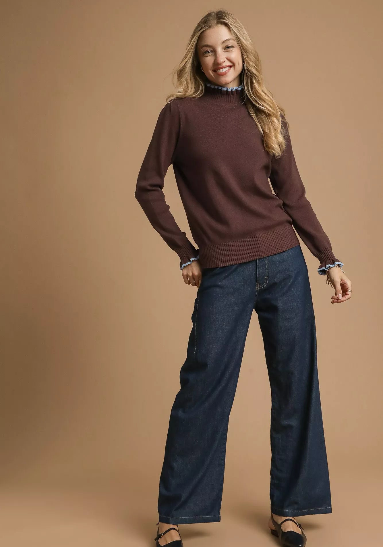 Ribbed Round Neck Sweater with Ruffle Contrast Trim